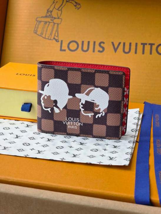 Picture of Louis Vuitton Wallets _SKUfw220044995fw